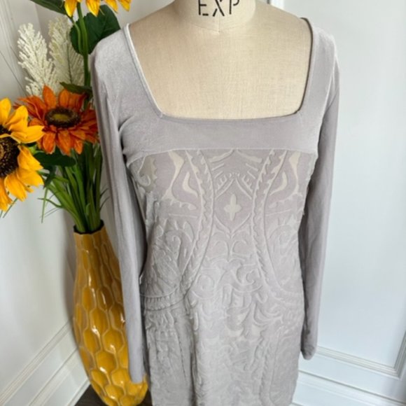 Free People NWT Silver Gray Damask Pattern Velour Dress - Picture 4 of 16